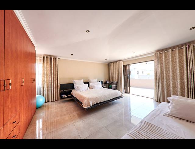 4 BEDROOM HOUSE SOLD IN HALFWAY GARDENS